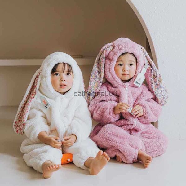 Bébé infantile couverture dormeurs fille garçon épaissi pyjamas costume hiver INS dessin animé lapin enfant en bas âge fille à capuche fermeture éclair body porter L230625