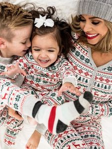 Baby Kerst Matching Christmas Pamas PJS Family Set outfits onesie de Navidad vertrouwt Ropa Noel Famille voor kinderen 231120