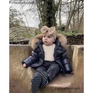 Baby Kid Designer kleedt Kinderjassen Kledingjas Designer Clothers Luxu met letters Capuchon Dikke warme uitloper Meisje Jongen Gebreid Logo