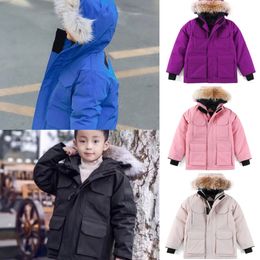 Baby Kids kleding Parka's Down Jackets Coats Boys and Girls Jacket Designers Luxe bovenkleding Kleding Dikke Outsedy Luxury Children Luxures