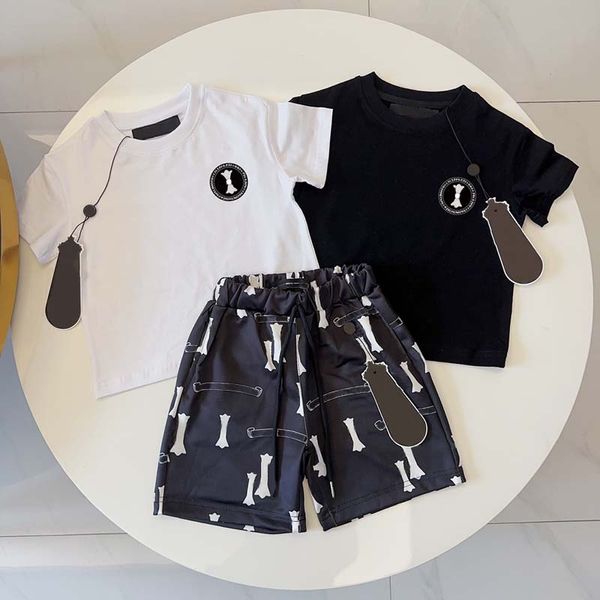 Bébé Enfants Vêtements Ensembles T-shirts T-shirts Shorts Garçons Filles Gris Noir Blanc T-shirts Court Designer De Luxe Survêtement Enfants Jeunes Manches Vêtements D'été