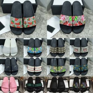 Ontwerpers Bloemenpantoffels Rubberen slippers Aardbeiensandalen Plateauslipper Bijenflats Tijgers Bloemen Bloemen Zomer Thuis Strand Gestreept CVFi2#