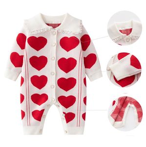 Barboteuse tricotée en forme de cœur pour bébé, combinaison à manches longues et à revers en dentelle, vêtements pour nouveau-né fille, automne et hiver, Z3036