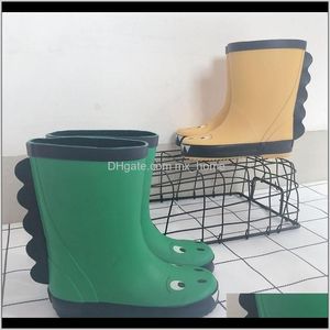 Bébé Maternité Drop Delivery 2021 3D Caoutchouc Imperméable Pour Enfants Garçons Et Filles Mode Petit Dinosaure Bottes De Pluie Vert Jaune Enfants Outdo