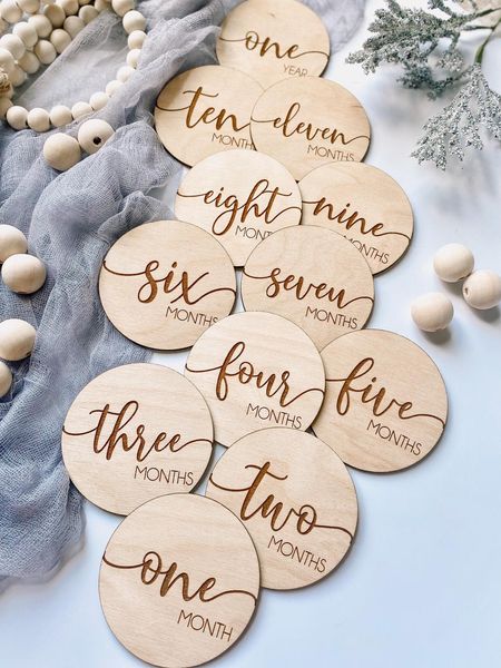 Tarjetas de hitos para bebés, letreros de hito de madera, regalo de baby shower, accesorios para fotos del recién nacido, marcadores de hitos mensuales para bebés