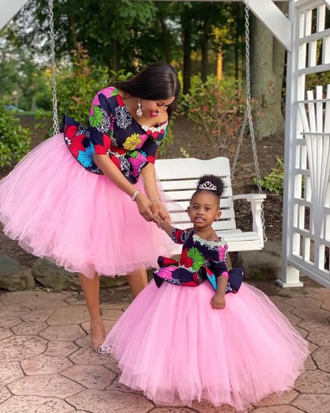 Baby Pink Madre e hija faldas a juego para PO dispara una línea tutu tutu mommi y yo trajes de fiesta de fiesta de fiesta 240403