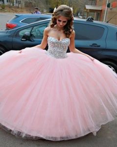 Baby Pink Quinceanera -jurken 2019 Prom -jurken met strass sweetheart Quinceanera jurken prinses baljurken met kristallen cu4656461