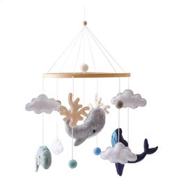 Sonajero para bebé juguete de fieltro suave océano móvil de madera en la cama caja de música nacida campana para cama juguetes colgantes soporte soporte juguetes para cuna infantil 240129