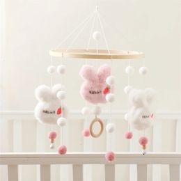 Baby Rattles Crib Mobiles Toys Cotton Jamk Rabbit Pendre Bell Rotation Musique pour les lits Projection Bénéficiel Bois 240418