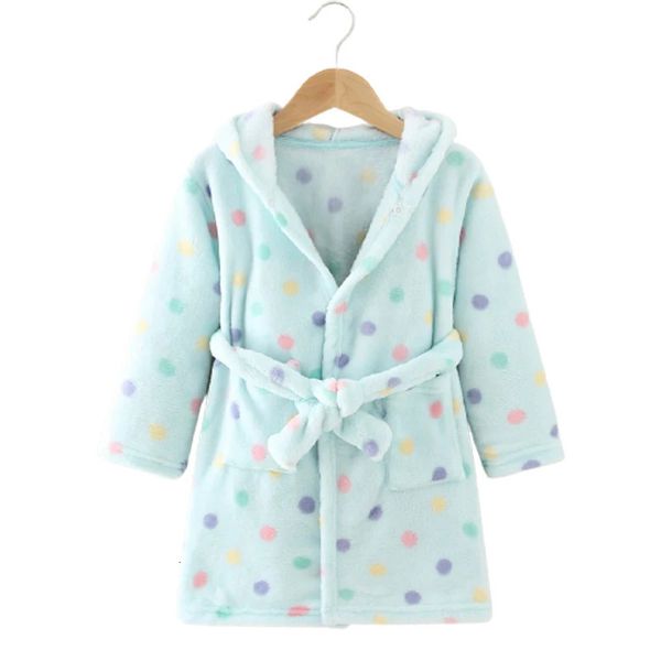 Bata para bebé Sudaderas con capucha Niña Niños Ropa de dormir Toallas de baño de invierno Niños Albornoz suave Pijamas Ropa para niños Ropa de casa cálida 240111