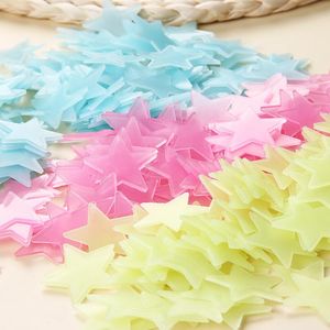 Babykamer Decor 3cm Ster Muurstickers Stereo Plastic Fluorescerende Paster Home Wanddecoratie Gratis Verzending LX3752