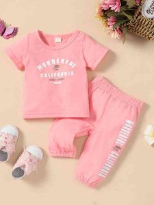 Baby Rose Camiseta con estampado de letra Pantalones deportivos ELLA