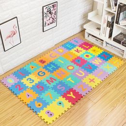 Babytapijten speelmatten speelkleed Montessori kinderspeelgoed tapijt puzzel EVA tegels alfabet cijfers en symbool 15 15 cm klein formaat 231109