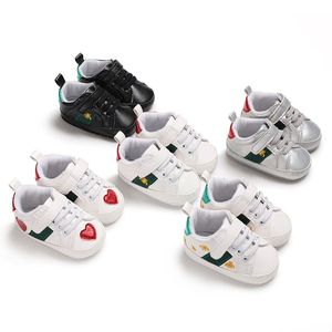 Baby schoenen mode pu lederen baby casual schoenen anti slip handgemaakte pasgeboren jongen meisje schoenen eerste wandelaars 0-18 maanden