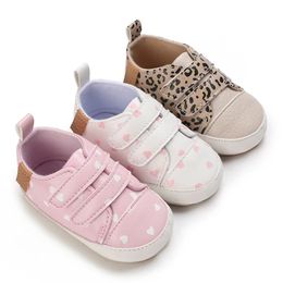 Baby Shoes Boys Boys Filles Casual PU PU Soft Sole Antislip Breathe Born First Walkers Toddler Crib 240426