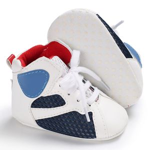 Babyschoenen Pasgeboren Baby Jongen Meisje Klassiek PU Zacht Antislip Peuterschoenen Mocassins 0-18M Babyschoenen