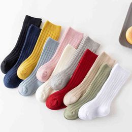 Bébé Chaussettes Nouveau-Né Enfants Bébé Filles Garçons Genou Haute Chaussette Toddler Fille Solide Coton Stripe Plat Longue Chaussette Pour Année Enfants J220621