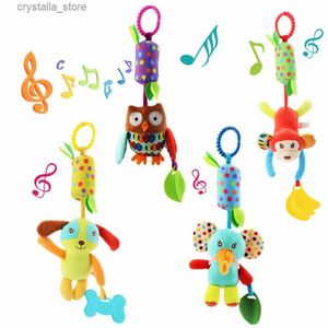 Baby Zachte Opknoping Rammelaar Crinkle Piepende Speelgoed Dier Ring Pluche Wandelwagen Baby Auto Bed Wieg Activiteit Wind Chime met Bijtring Speelgoed L230518