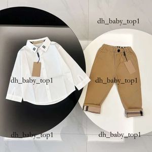 Baby SportsUits Brand Kids Peuter Clothing Sets Shirts en Pants Boys Girls Set Luxury Tracksuit Children Clade 7069