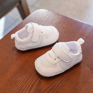 Chaussures bébé printemps été en maille, petite semelle souple blanche 0-1 an, chaussures antidérapantes et respirantes pour bébés mâles et femelles, 6-9-12 mois d'école 8