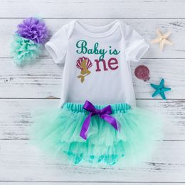 Baby Summer Nieuwe kinderset Gedrukt Mermaid White Harper Bottom, rokhoofddeksel driedelige set voor de zomer