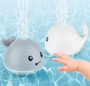 Babyspeelgoed Elektrische inductie watersproeibal babyshower lichte muziek waternevel walvis zomer 230919