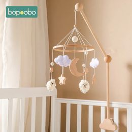 Baby Wooden 0-12 meses Camino Bell Linda percha móvil de oveja Sidewinder Toy Hanger 240428