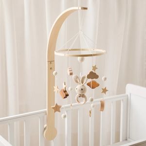 Bébé en bois lit cloche support hochet jouets 0-12 mois né boîte à musique lit cloche suspendus jouets support support infantile berceau garçon jouets 231225