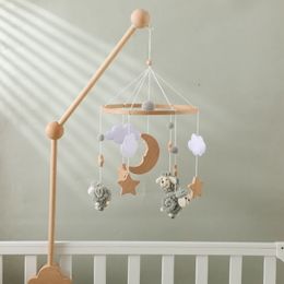 Bébé lit en bois cloche ronge