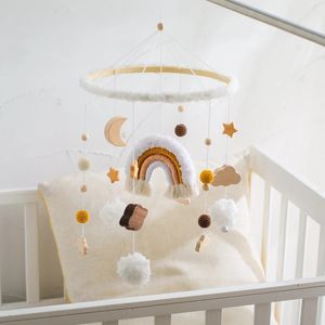 Baby Wooden Bed Bell Toys Born Mobiles Crib Rainbow Sanging Pendant Rollet éducation Montessori Toys for Children Gift 231221