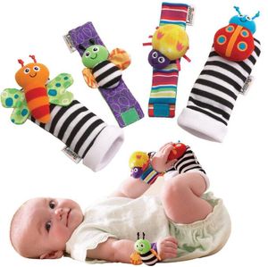 Baby polsbandje Sokken Handrammelaar Cartoon pluche Babyhorloge met 0-3 jaar oude baby speelgoedpluche