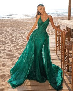 Elegantes vestidos de fiesta de sirena verde jade con apliques de cuentas Vestidos de noche de satén de tul sin mangas Falda larga Correas espaguetis sexy