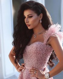 Babyonlline roze kralen avondjurken voor vrouwen 2024 luxe lieverd met veren riemen korte cocktail prom party jurken 240401