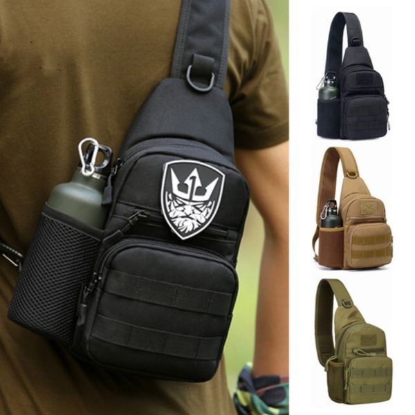 Mochila Bolsa de pecho Militar Mini Botella de agua táctica Acampar al aire libre Senderismo Multifuncional Cruz oblicua Ciclismo Deportes Camo 230807