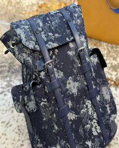 Rugzakontwerper Men Large Schoolbag Multifunctioneel Casual Gedrukte Men039S Bag Fashion Double Shoulder Backpacks Unisex Embossi3727497