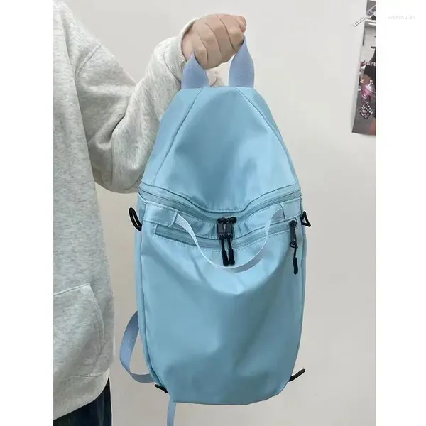 Sac à dos en nylon léger décontracté japonais avec une grande capacité et un poids ultra léger pour les cours de voyage de sport