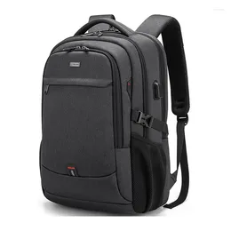 Laptop de mochila para hombres 17.3Large Capacidad USB Port Bag Business Oxford Wear Resistant Water Travel