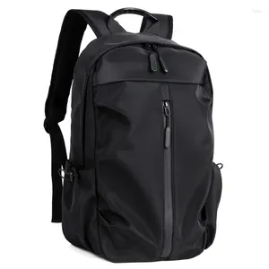 Sac à dos massif massif masculin sac à dos cool streetwear style homme de grande capacité sacs d'école nylon étanche pour hommes