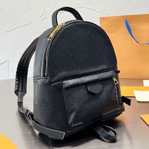 Bolsa de mochila Bolsas de la escuela de viajes mochilas hombres genuinos cuero de cuero gran capacidad impermeable bolsas deportivas masculinas bolsas múltiples bolsas correas ajustables