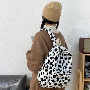 Mochila mochila para mujeres bolsos para mujeres bolsos de hombro de la leche lástima patrón de vaca de leche de moda lindo 2024