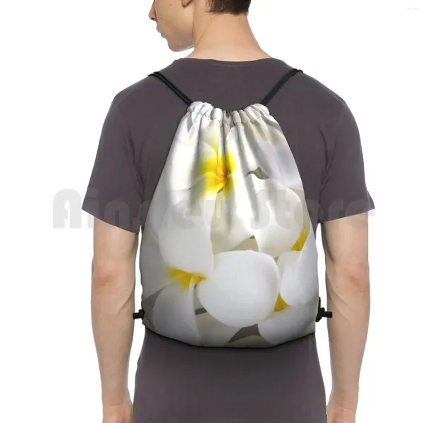 Mochila blanca plumeria frangipani flores frangipani bolsas con cordón