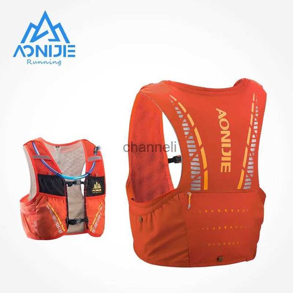 Mochilas AONIJIE C933 Paquete de hidratación Mochila Mochila Bolsa Chaleco Arnés Vejiga de agua Senderismo Camping Correr Maratón Carrera Escalada 5L YQ231127