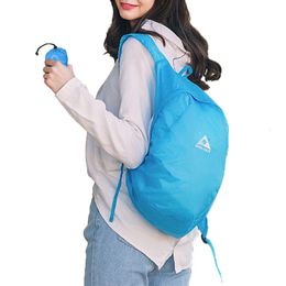 Backpack-pakketten Lichtgewicht waterdichte rugzak Ultralicht opvouwbare opvouwbare rugzakken Outdoor Reizen Wandelen Kleine dagrugzak Mini-tas voor kinderen 230824