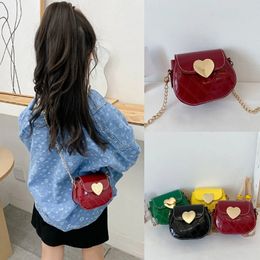 Rugzakken Childrens Crossbody Schattige Kleine Meisjes Mini Schoudertas voor Kids Fashion Hart Patroon Portemonnee Kleine Handtassen 231007