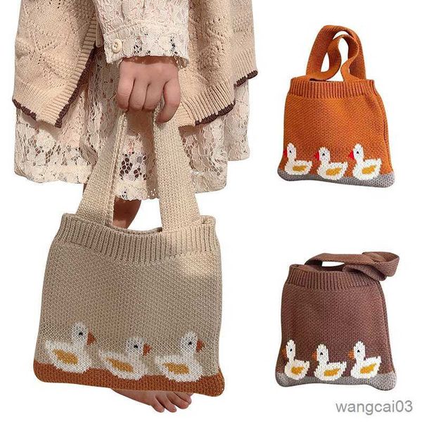 Mochilas Bolsos para niños para niñas Bolso pequeño de pato Otoño Invierno Bolsos para niños Bolso portátil Moneda Snacks Bolsa de almacenamiento Estuche R230718