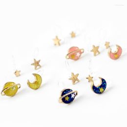 Backs oorbellen 2023 Fashion Girls Small Sweet Blue Pink Yellow Star Moon Clips Sieraden Accessoire Gift NODE EAR PIERCING