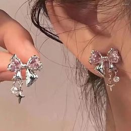 Boucles d'oreilles Bow Zircon Simple Tempramental Alloy Strads Ooys Femmes Fashionable Jewelry Accessoires Niche Design