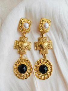 Dos boucles d'oreilles mode personnes lumière luxe tempérament Vintage haut de gamme oreille Clip Pendientes boucle d'oreille Orecchi