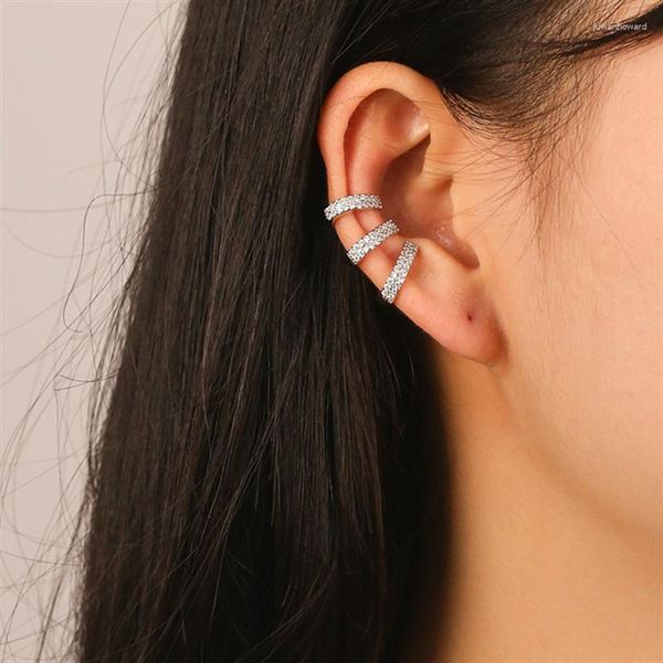 Pendientes traseros Moda Mujer Stud Micro-incrustaciones Nicho Temperamento Línea simple de tres círculos Sin perforación Clip para hueso del oído