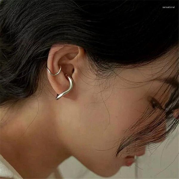 Boucles d'oreilles HUANZHI Clip d'oreille en métal torsadé ensemble de clips d'oreille femelle pour femmes filles français rétro mode irrégulière fête bijoux cadeaux